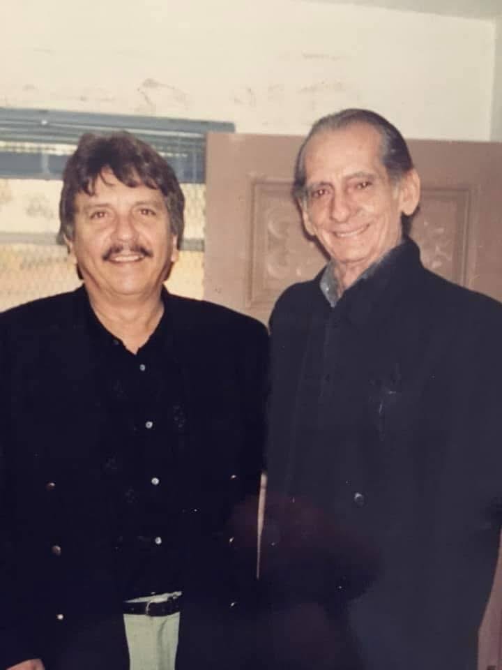 Rafael Vega Jácome con José María Mijares